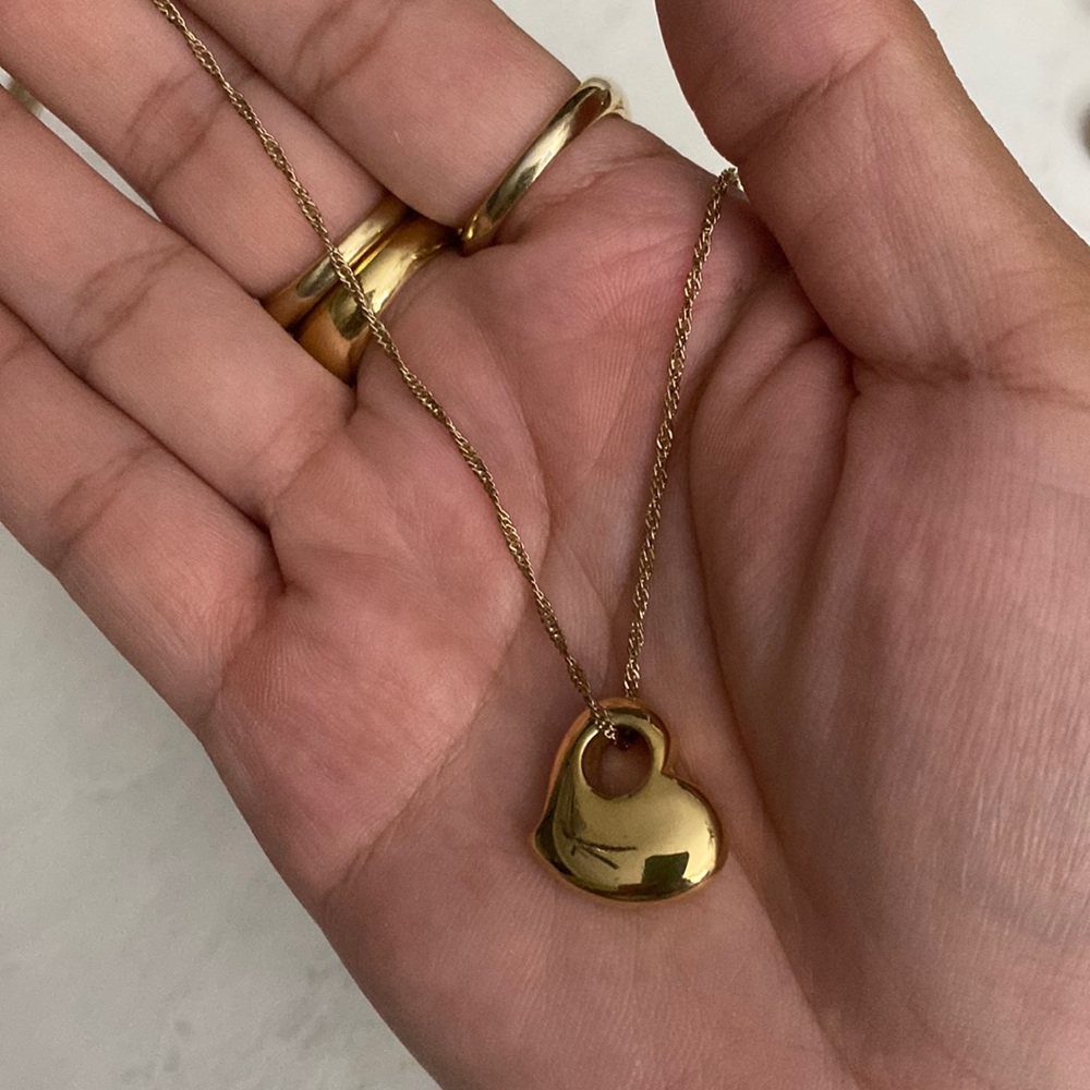 Miranda Frye heart charm